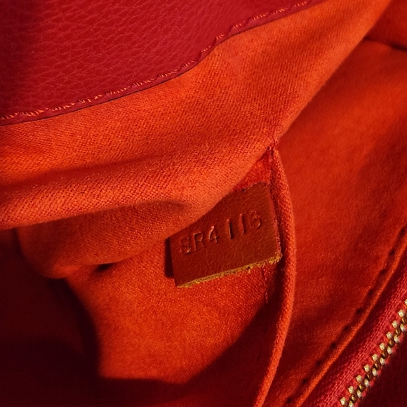 AUTHENTIC LOUIS VUITTON Venus Cerise Monogram Handbag Satchel - Picture 4 of 16